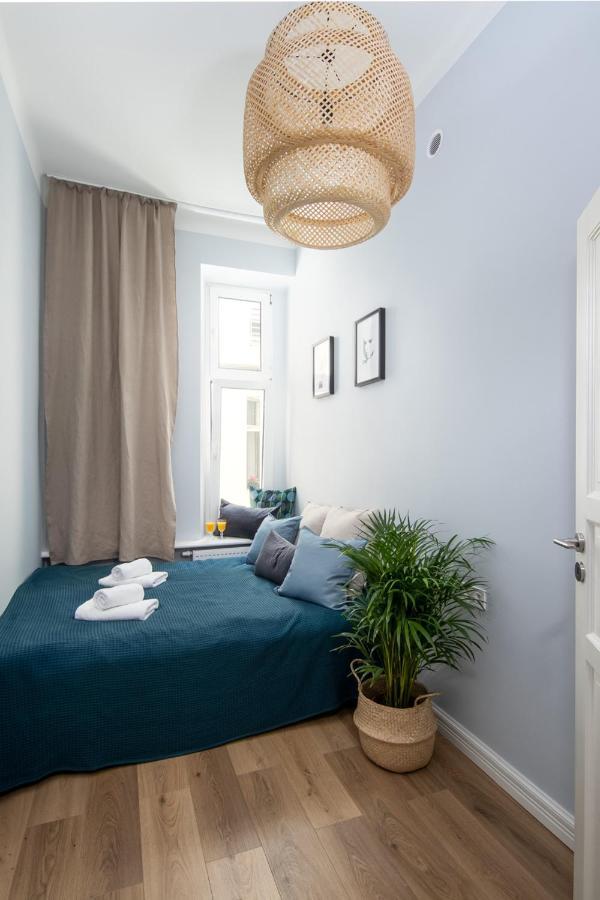 Barbacan Suites - Old Town Apartments - By Upstairs Красков Екстериор снимка