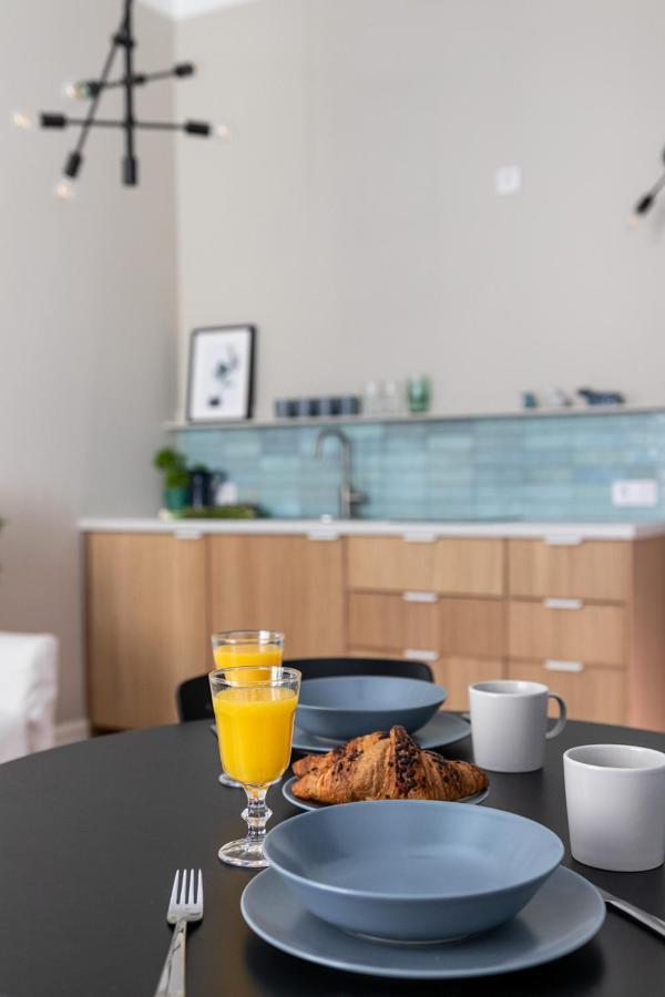 Barbacan Suites - Old Town Apartments - By Upstairs Красков Екстериор снимка
